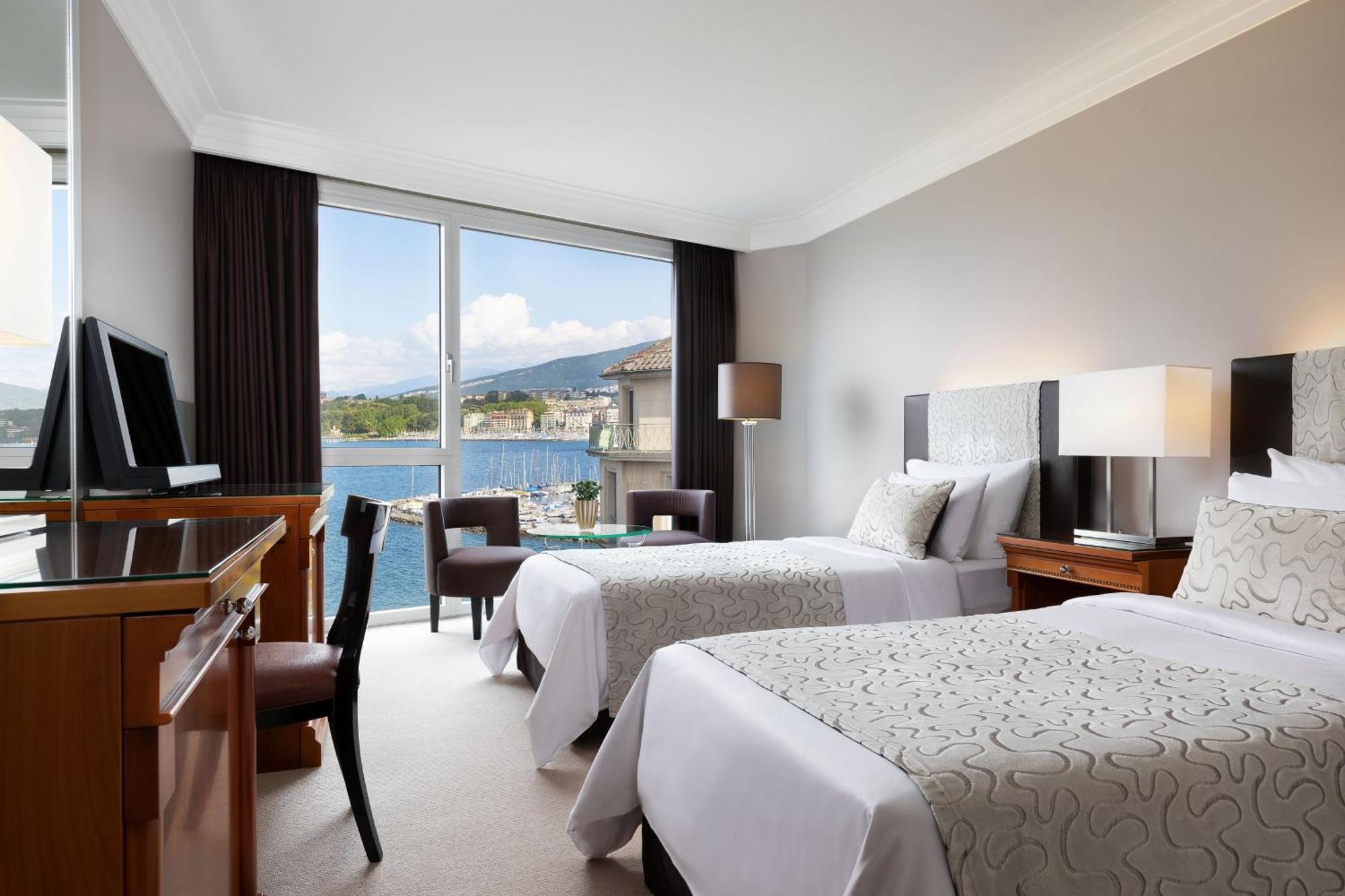 Premium King or Twin Room Partial Lake View,1643134307:JPEG