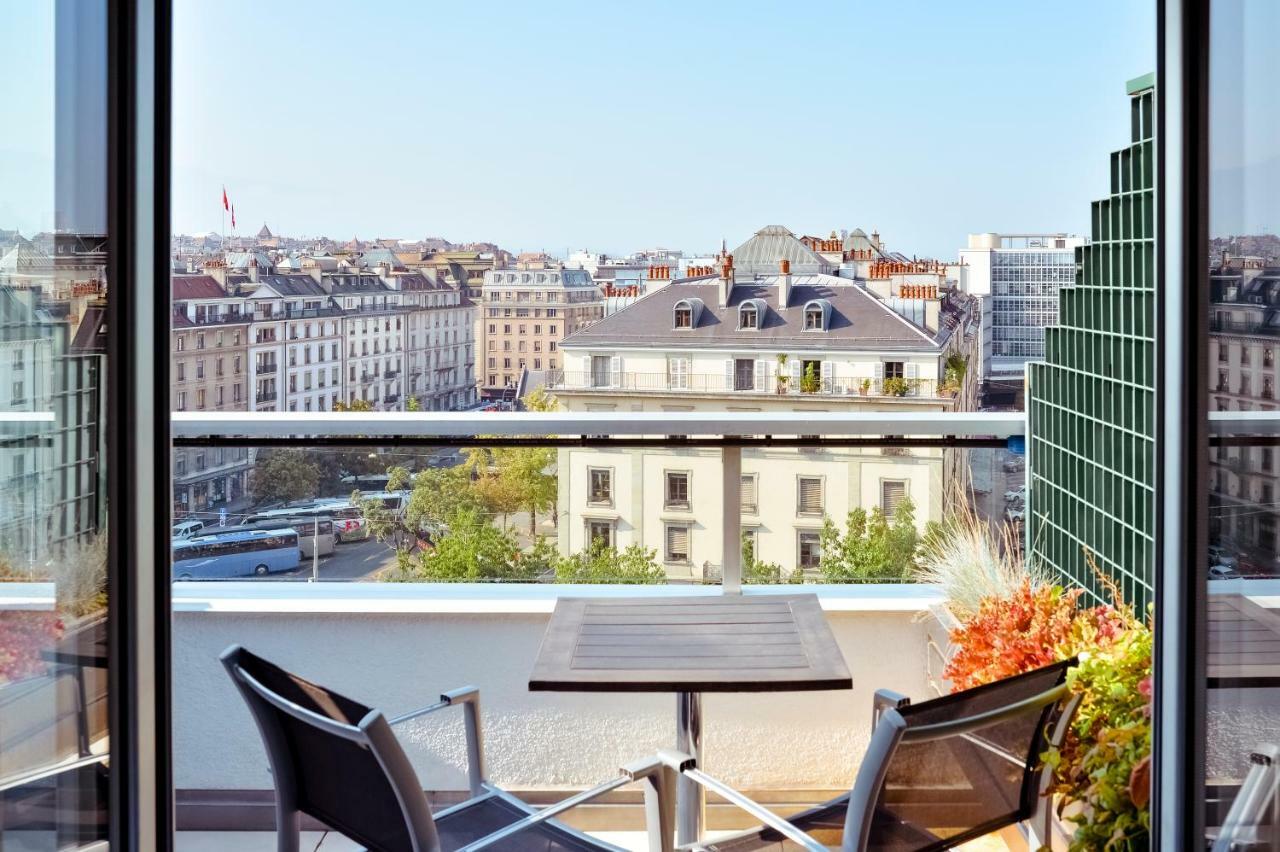Studio Balcony