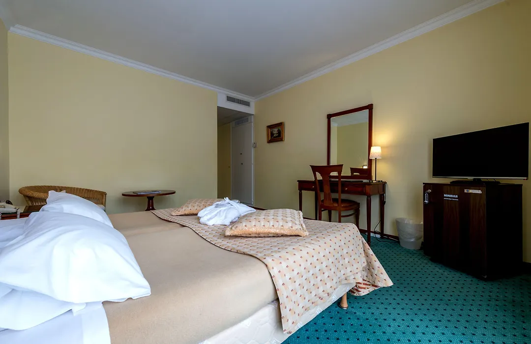 Hotel Churchill-1