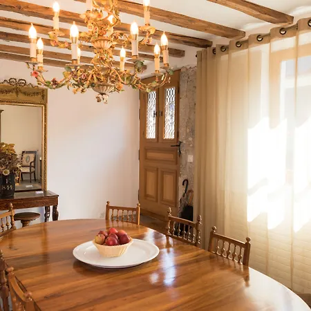 Wonderlandscape Guest House-3